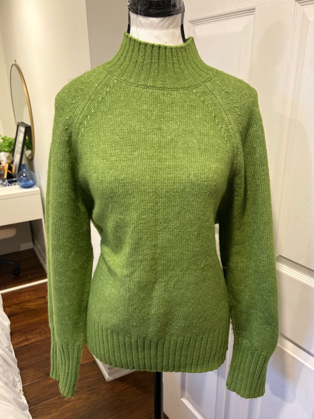 Saks Fifth Avenue Green Mock Neck Knit Sweater Size Large